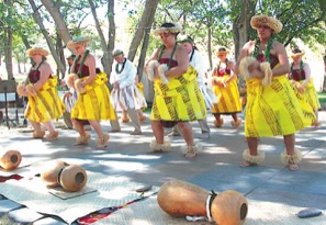 0912E_Hula.jpg